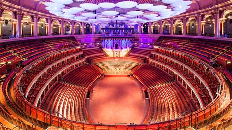 Royal Albert Hall ดินแดนความบันเทิงอันอลังการบนเกาะอังกฤษ!